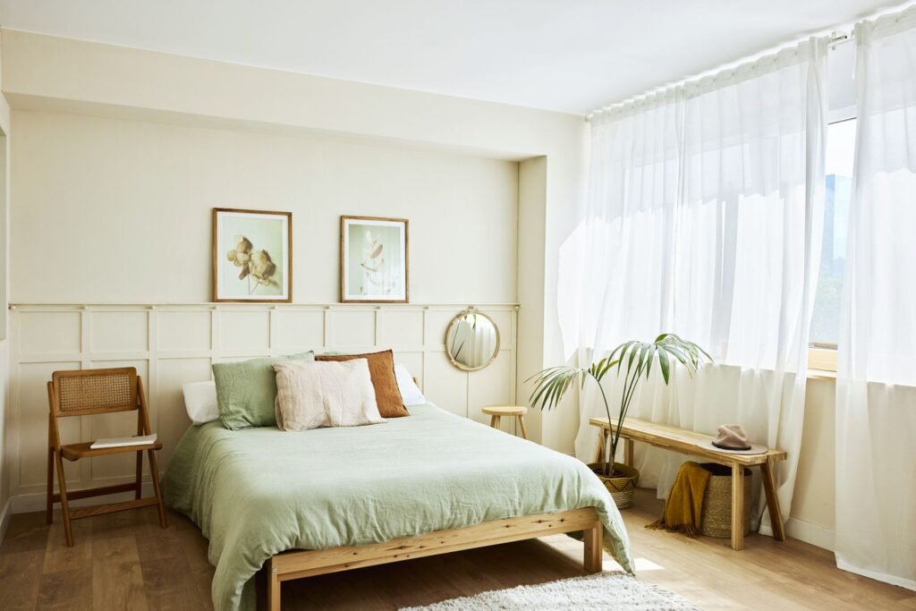 5 Layout Mistakes That Make Bedrooms Feel Smaller Than They Are