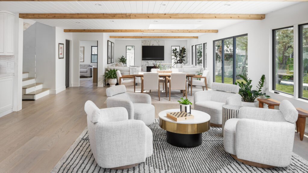 Avoiding Common Mistakes When Buying Furniture for Waterfront Properties